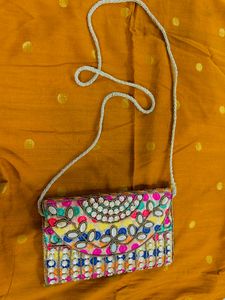 Purse &amp; Blue And White Floral Design Palazz