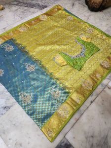 Sari in Banarasi! pattu work  💖✨ #seta #sari #ele