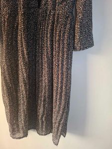 Elegant Patterned Midi Dress