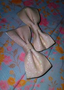 Pair Of Cute Bow Hair Clip For Sale 🎀
