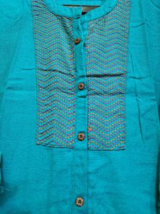 🇳🇿💫❤️Teal Embroidered Button-Down Tunic