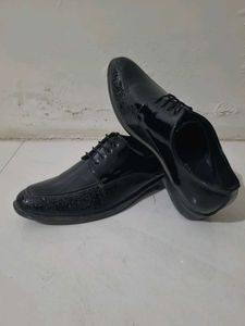 Stylish Black Formal Shoes