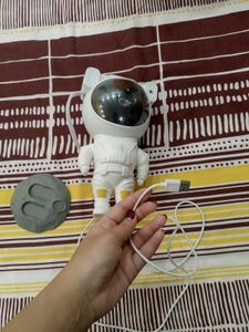 Astronaut Figurine Light