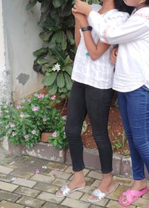 White Knoted Top
