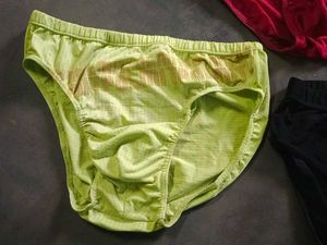 Assorted Men's 6 Briefs  Comfort &amp; Style