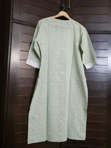 Women Green Printed Embroidered Kurta Set