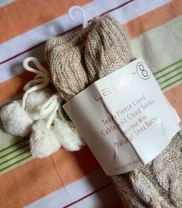 Cozy Cable Knit Socks New 10/10