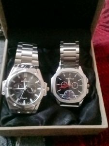 2 Watch Best Quality No Used