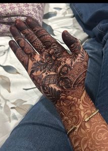 Mehendi Cone