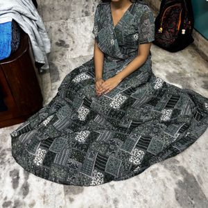 Green Geometric Pattern flared Gown