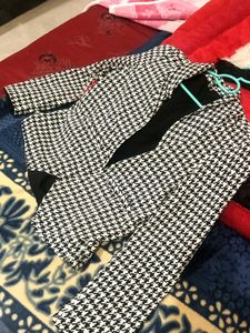 Houndstooth Blazer