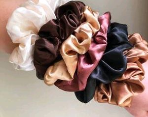 Double coloured Scrunchies