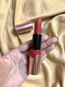 Makeup Revolution Matte Lipstick