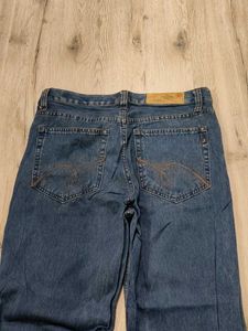 Ma2187 Hard currency jeans waist 34 inches