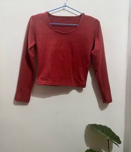 Red Long-Sleeved Ribbed Crop Top  Size: S (Small)