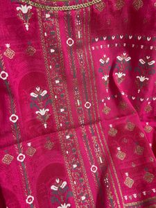 Pink &amp; Gold Printed Kurti