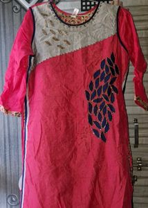 Pink Embellished Kurti