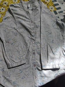 Abstract Print Button-Down Shirt