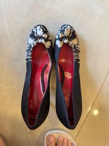 Nine West Branded Floral Heels Uk6 Used