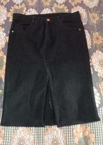 Black Denim Slit Skirt