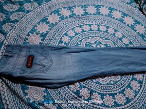 Light Wash Denim Jeans