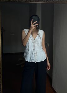 NEW LOOK White Pleated Tie Front Sleeveless Top