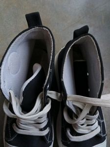 Complete New Converse High