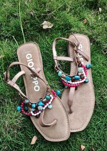 Gioseppo Sandals With Stones. Size 41