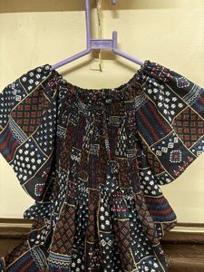 Patterned Off-Shoulder/ Kaftan Crop Top❤️