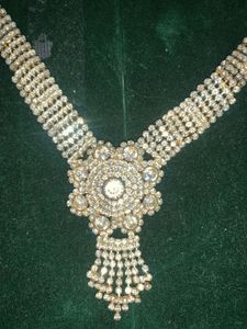 Elegant Pearl Necklace