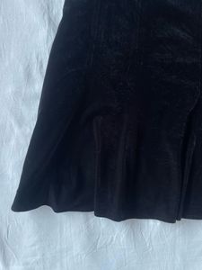 Elegant Velvet Midi Skirt