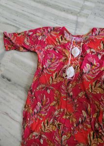 Red Kurti