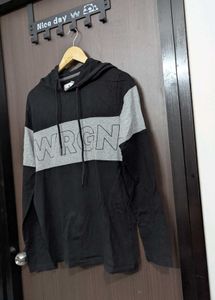 A Medium Size Hooded Wrogn Tee