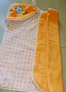 Baby Hooded Towel And Free 1 Urine Mat