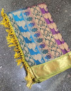 Multicolor Pattu Saree[without Blouse]