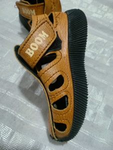 HOOZE Leather Sandals