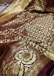 high quality Banarasi Gold &amp; Burgundy Saree 😍