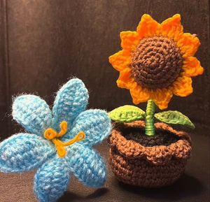 Handmade Crochet Flowers - Sunflower & Blue Lilly