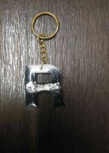 Resin Initial 'R' Keychain