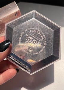 Fenty Beauty Diamond Bomb Highlighter