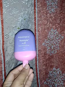 Aqualogica Illuminate+ Milk Moisturizer