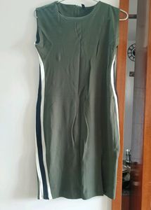 Green Straight Fit One-piece 💚