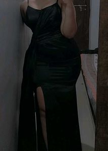 Elegant Black Slit Gown