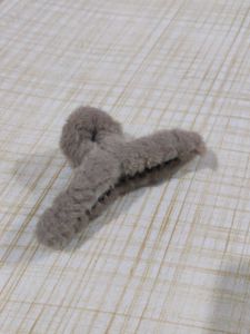 Fluffy Hair Claw Clip