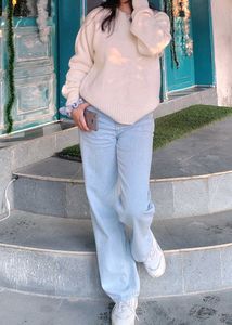 ice blue straight fit jeans for women
