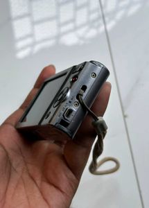 Sony cybershot DSC-W810