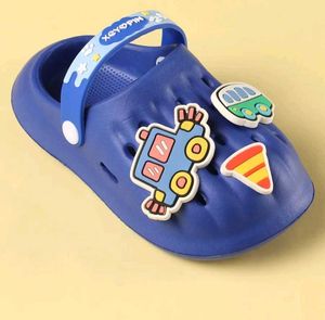 EU23 , 14 Cm Baby Croc
