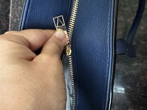 Victoria&#39;s Secret Tote Bag ( With Flaw)