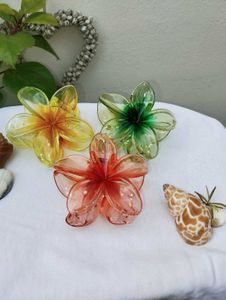 Pack of 3 Resin Flower Hair Claw Clips