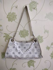 Y2k Purse🤍